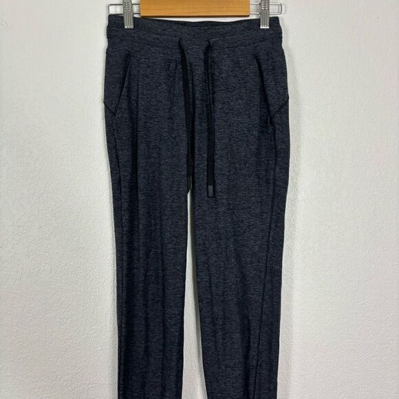 Lululemon Heathered Grey Jogger Yoga Pants - Picture 3 of 6